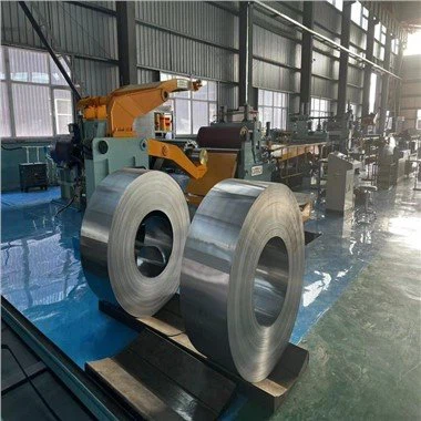 Ugrukdyrylmadyk kilikon polat